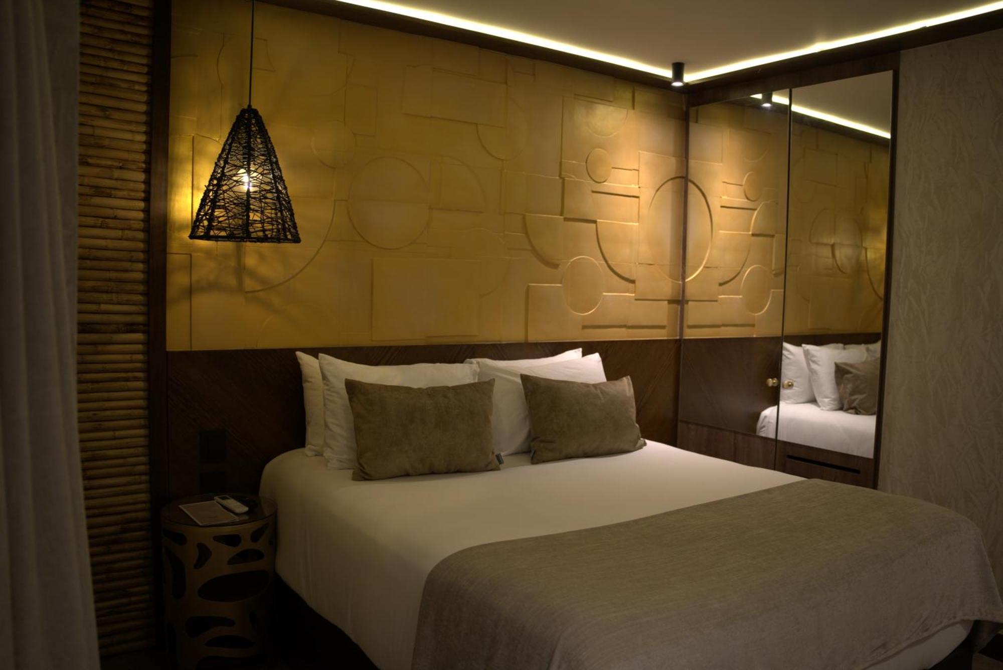 Golden Valley Hotel Медельїн Екстер'єр фото